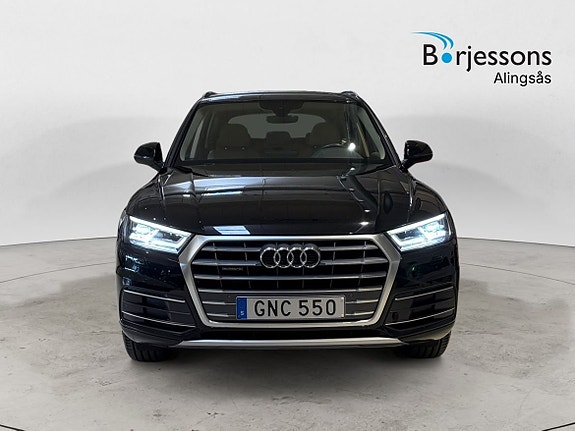 Audi Q5 4 of 5