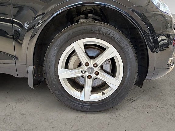 Audi Q5 6 of 16