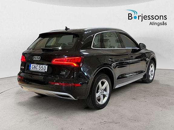 Audi Q5 3 of 5