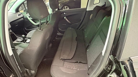 Peugeot 2008 12 of 18
