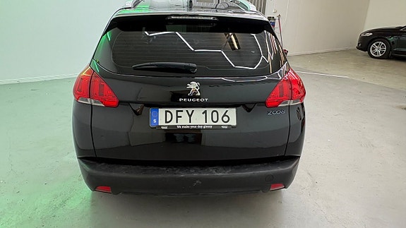 Peugeot 2008 9 of 18