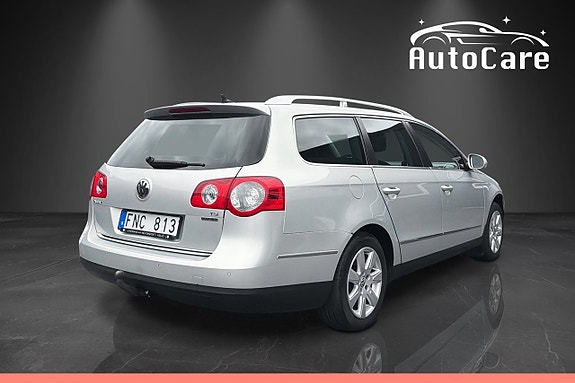 Volkswagen Passat 2 of 7