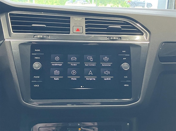 Volkswagen Tiguan 14 of 14