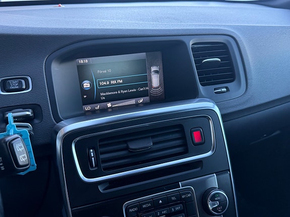 Volvo V60 16 of 18