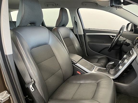 Volvo V70 14 of 20