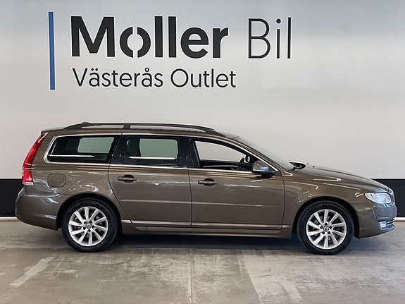 Volvo V70 4 of 20