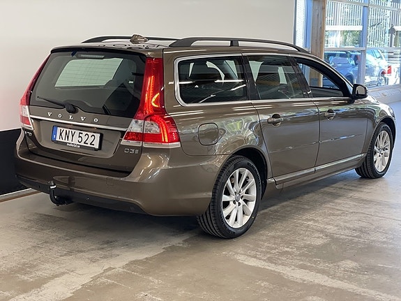 Volvo V70 6 of 20