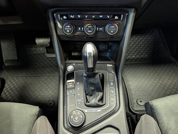 Volkswagen Tiguan 20 of 27