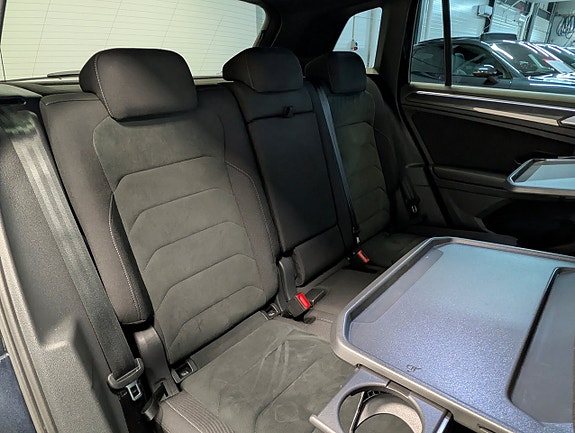 Volkswagen Tiguan 18 of 27