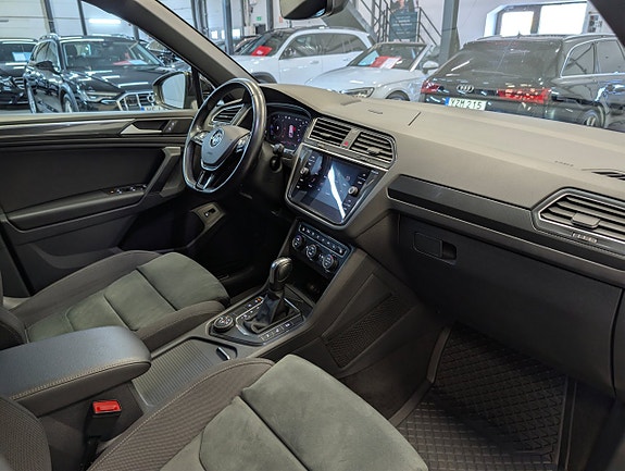 Volkswagen Tiguan 14 of 27