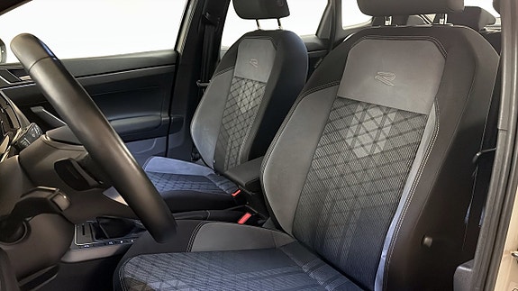 Volkswagen Taigo 8 of 12