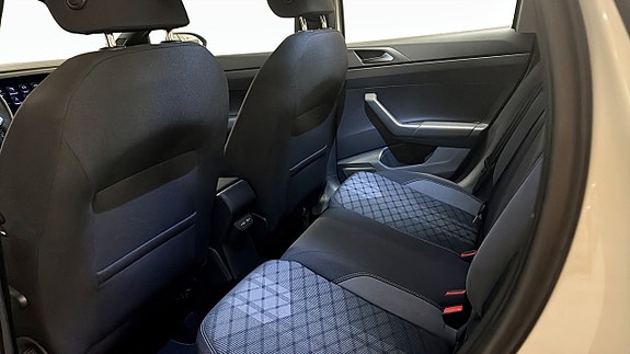 Volkswagen Taigo 11 of 12