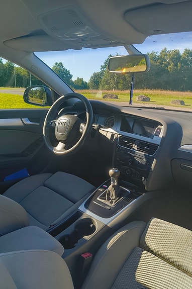 Audi A4 5 of 6