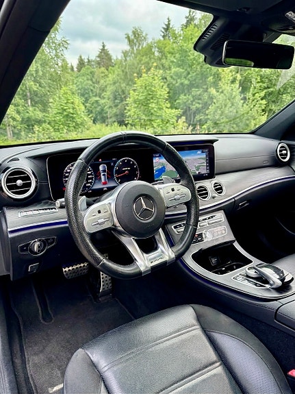 Mercedes-Benz E53 11 of 26