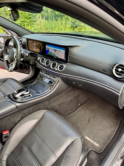 Mercedes-Benz E53 13 of 26