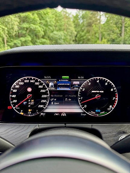 Mercedes-Benz E53 20 of 26
