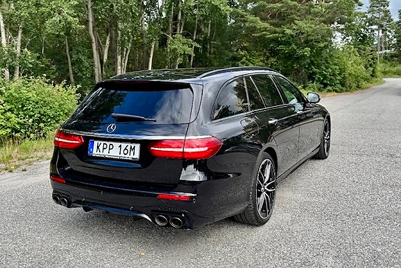 Mercedes-Benz E53 7 of 26