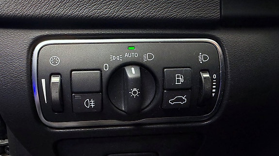 Volvo V60 16 of 30