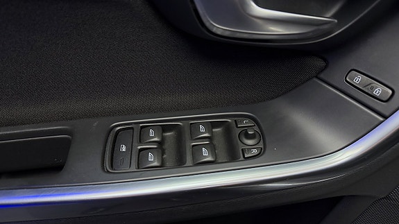 Volvo V60 15 of 30