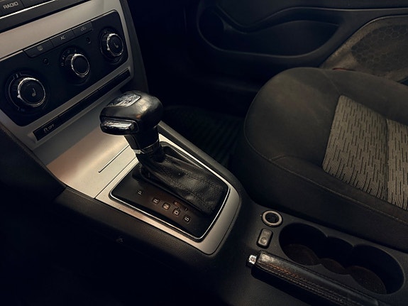 Skoda Octavia 10 of 14