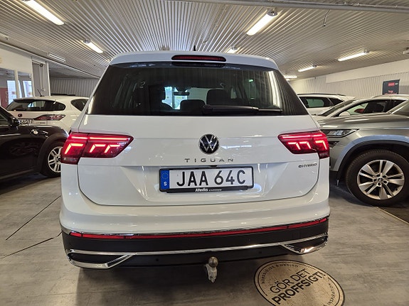 Volkswagen Tiguan 6 of 18