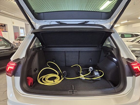 Volkswagen Tiguan 16 of 18