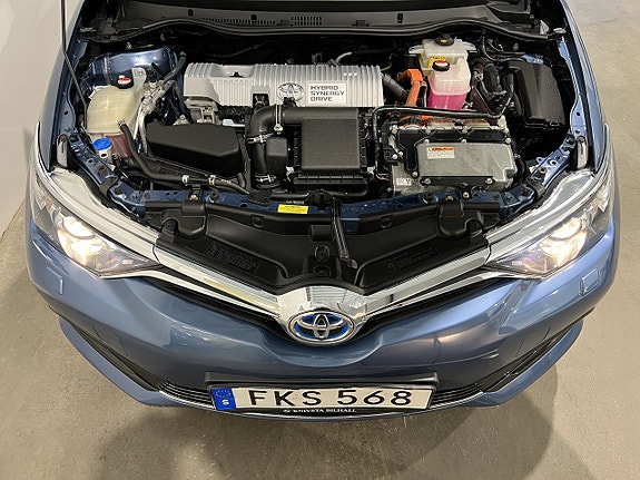 Toyota Auris 11 of 25