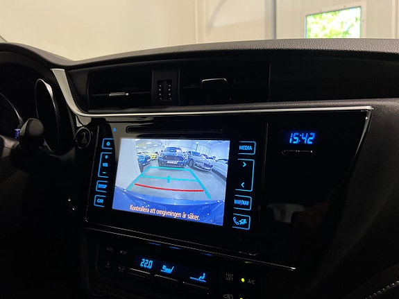Toyota Auris 20 of 25