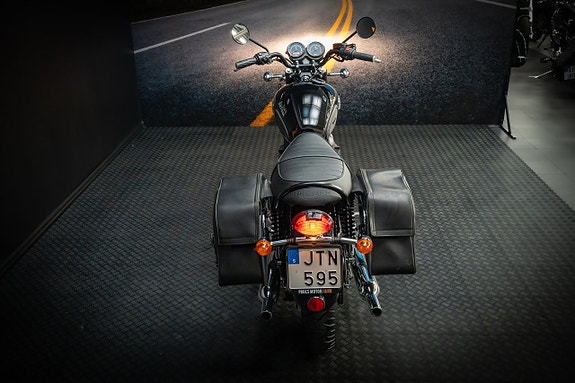 Triumph Bonneville T100 4 of 14