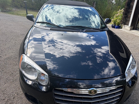 Chrysler Sebring 5 of 7