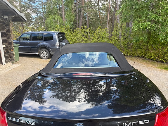 Chrysler Sebring 6 of 7