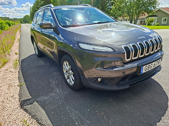 Jeep Cherokee 5 of 5