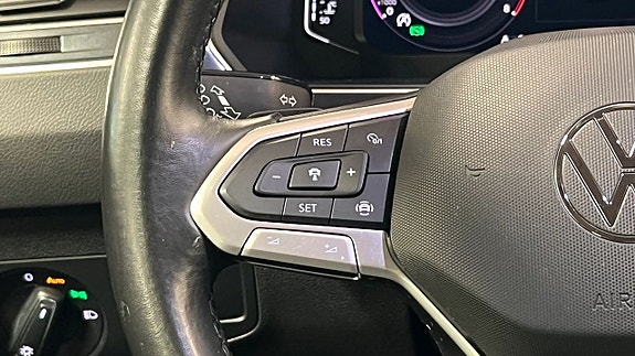 Volkswagen Tiguan 19 of 26