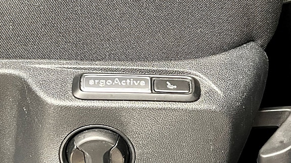 Volkswagen Tiguan 22 of 26