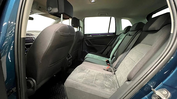 Volkswagen Tiguan 12 of 26