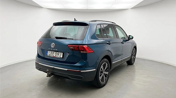 Volkswagen Tiguan 4 of 26