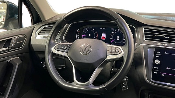 Volkswagen Tiguan 8 of 26