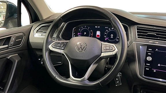 Volkswagen Tiguan 8 of 26