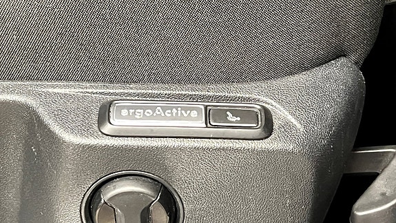 Volkswagen Tiguan 22 of 26