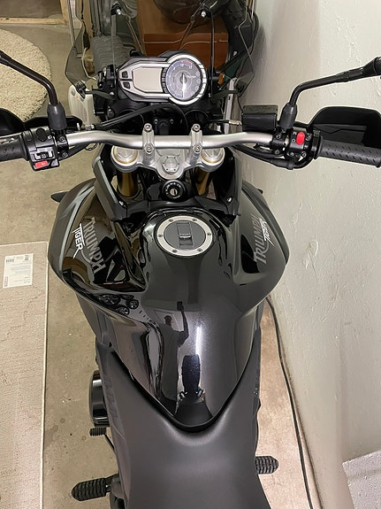 Triumph Tiger 800 4 of 4