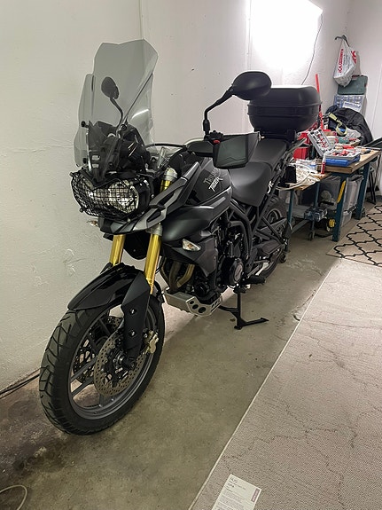 Triumph Tiger 800 3 of 4