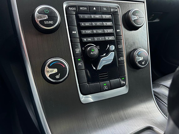 Volvo V60 16 of 26