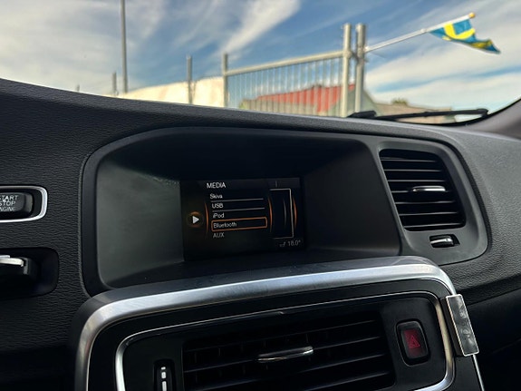 Volvo V60 20 of 26