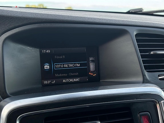 Volvo V60 15 of 26