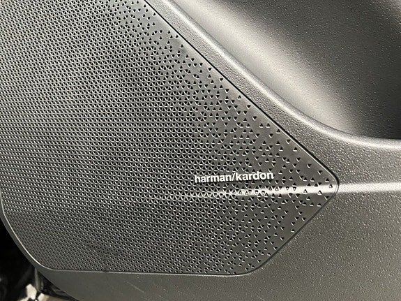 Kia Niro 9 of 30