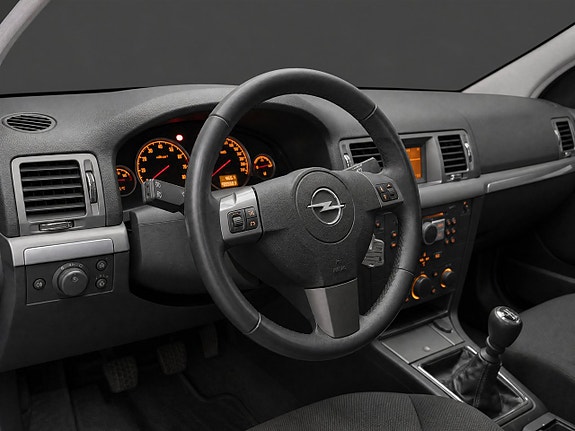 Opel Vectra 8 of 18