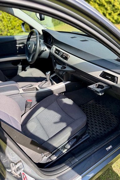 BMW 318i 7 of 14