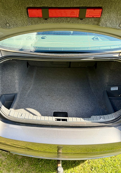 BMW 318i 10 of 14
