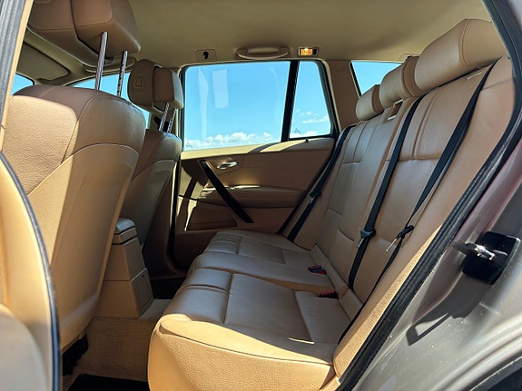 BMW X3 18 of 20