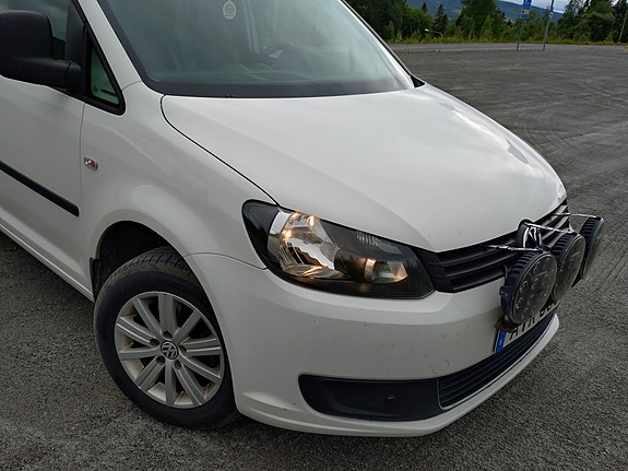 Volkswagen Caddy 4 of 5